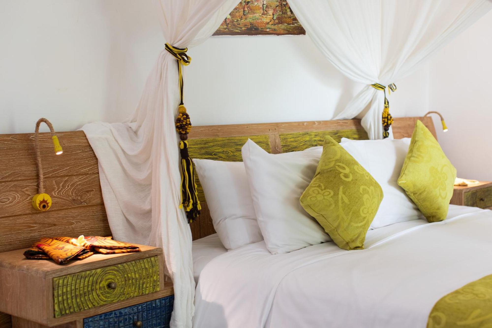 Masbro Art Villas Семиняк Екстериор снимка