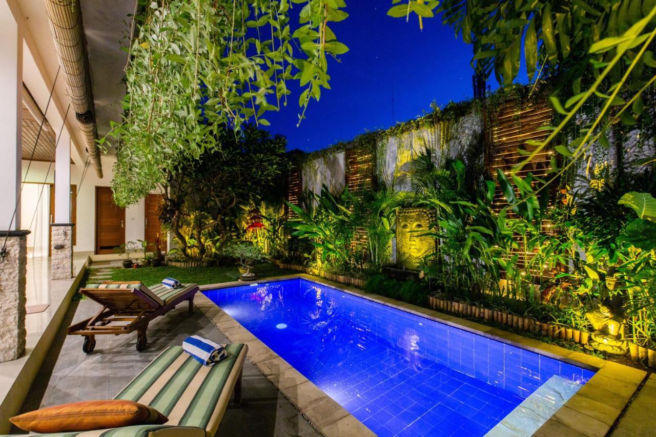 Masbro Art Villas Семиняк Екстериор снимка
