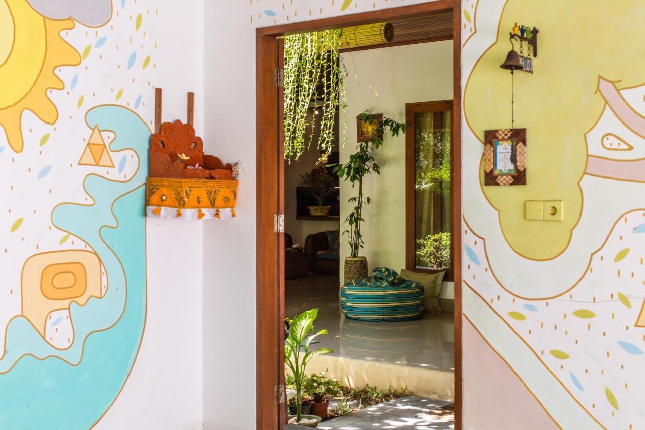 Masbro Art Villas Семиняк Екстериор снимка